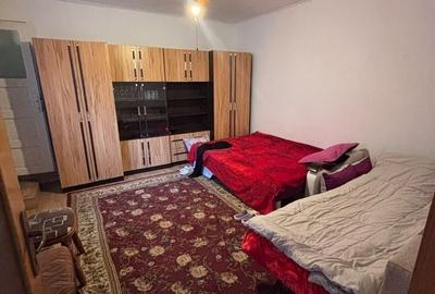 Casă cu 3 camere în Cetate