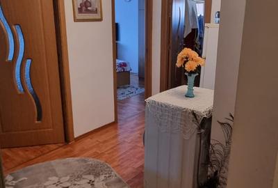 Apartament cu 3 camere în Central - 1