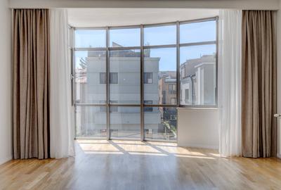 Apartament cu 4 camere decomandat, mobilat în Dorobanți