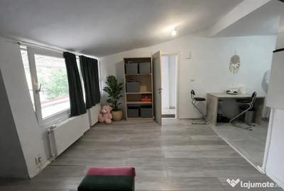 Garsonieră decomandată, mobilată în Complex Studențesc