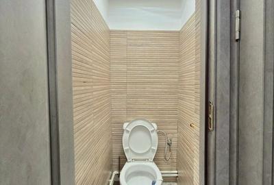 Spațiu comercial, de 94 mp, în Central