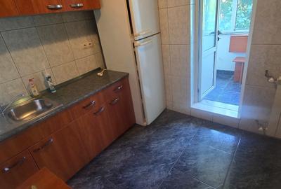 Apartament cu 2 camere decomandat în Capitol - 7
