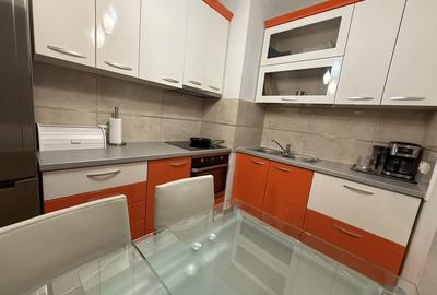 Apartament cu 3 camere decomandat în Lotus