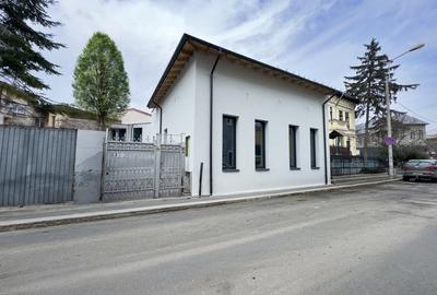 Casă individuală cu 5 camere cu Canalizare în Unirii - 2