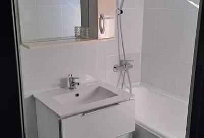 Apartament cu 2 camere semidecomandat în Obor