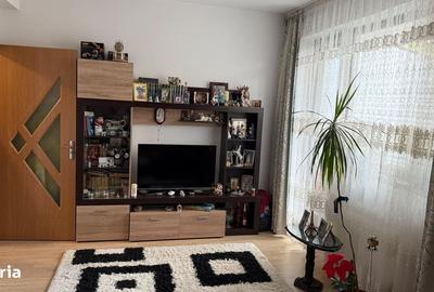 Apartament cu 2 camere decomandat în Giurgiului