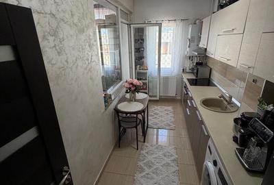 Apartament cu 3 camere în Palazu Mare - 2