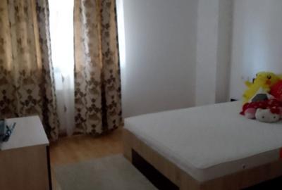 Apartament cu 4 camere decomandat în Călărași - 4