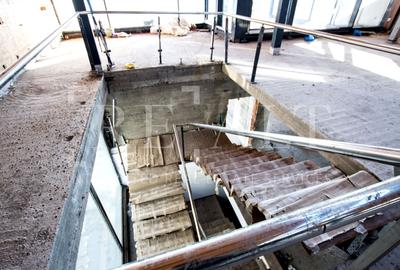 Casă individuală cu 7 camere cu Canalizare în Lacul Tei - 13