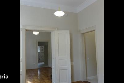 Casă cu 3 camere cu Teren 300 Mp în Central - 15