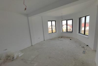 Casă individuală cu 6 camere cu Canalizare în Agigea - 20
