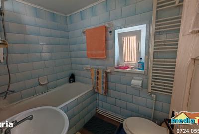 Casă cu 3 camere cu Teren 500 Mp în Central