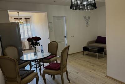 Apartament cu 2 camere semidecomandat, mobilat în Florești