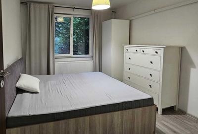 Apartament cu 3 camere decomandat în Brâncoveanu