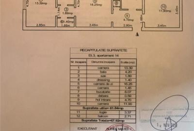 Apartament cu 3 camere semidecomandat în Podu Roș