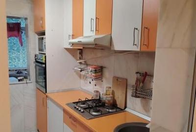 Apartament cu 3 camere decomandat, mobilat în Teiul Doamnei - 2