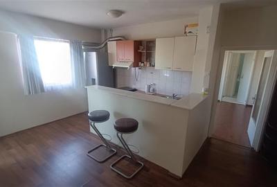 Apartament cu 3 camere semidecomandat în Ștefan cel Mare - 1
