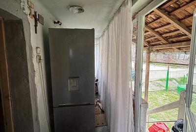 Casă cu 2 camere cu Teren 1400 Mp în Central