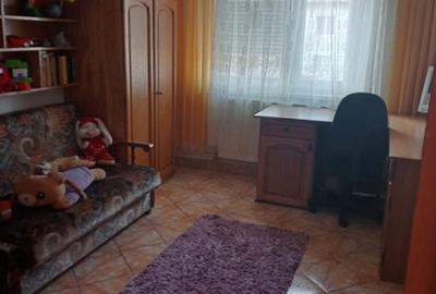 Apartament cu 2 camere decomandat în Central - 2