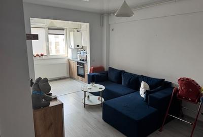 Apartament cu 2 camere decomandat în Roșu