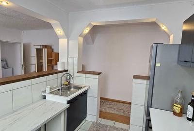 Apartament cu 3 camere decomandat în Hipodrom 4 - 5