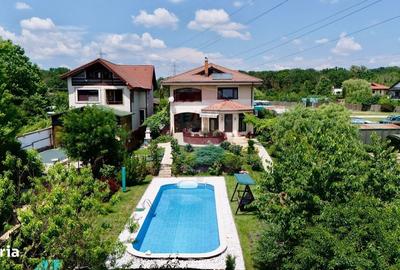 Casă cu 4 camere în Dumbrăveni - 1