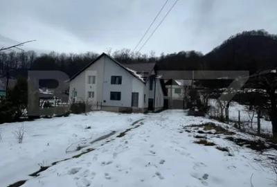 Casă cu 4 camere cu Teren 810 Mp în Central - 14