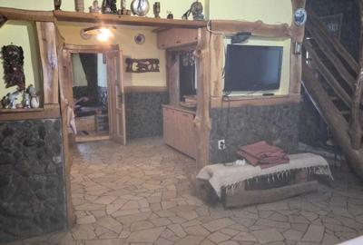 Casă cu 4 camere cu Teren 2000 Mp în Vale - 6