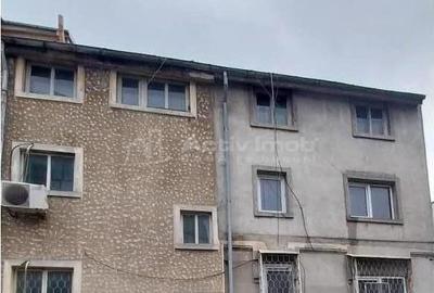 Casă cu 4 camere cu Canalizare în Știrbei Vodă - 2