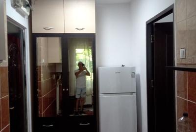 Apartament cu 2 camere semidecomandat în Racovița