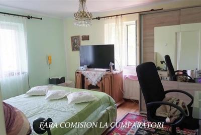 Apartament cu 3 camere decomandat în Sud - 16