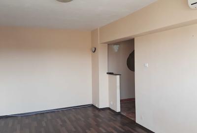 Apartament cu 2 camere semidecomandat în Rahova - 4