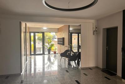 Apartament cu 3 camere decomandat în Bd. Coșbuc