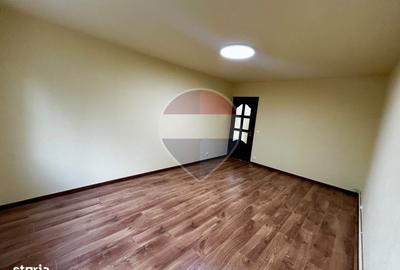 Apartament cu 2 camere decomandat în Republicii - 6