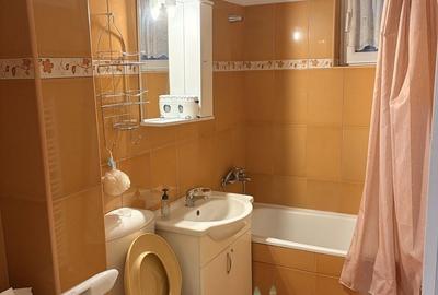 Apartament cu 3 camere în 7 Noiembrie