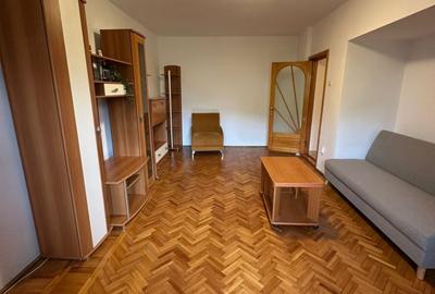 Apartament cu 2 camere decomandat în Independenței