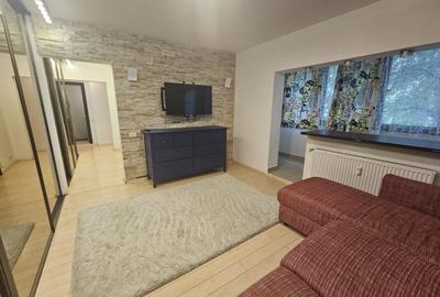Apartament cu 2 camere decomandat, mobilat în Titulescu - 7