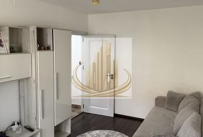 Apartament cu 2 camere nedecomandat în Girocului
