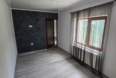 Casă cu 2 camere în Central