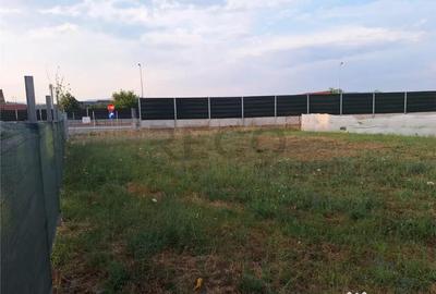 Teren de 642 mp, în Central - 8