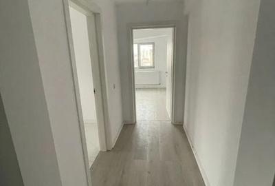Apartament cu 4 camere în Calea București - 2