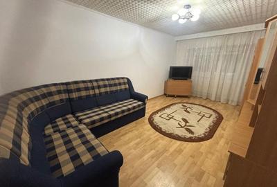 Apartament cu 3 camere decomandat în Drumul Carului