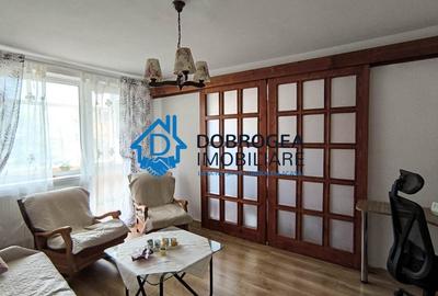 Apartament cu 3 camere semidecomandat, mobilat în 23 August - 2