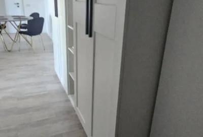 Apartament cu 2 camere decomandat în Km 5 - 11