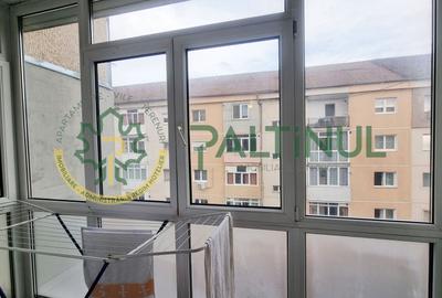 Apartament cu 4 camere decomandat, mobilat în Central - 3