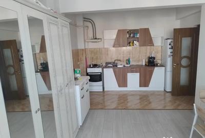 Apartament cu 2 camere semidecomandat în Exterior Vest