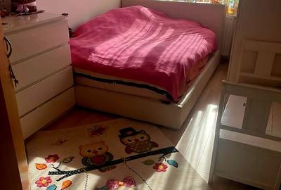 Apartament cu 3 camere decomandat în Militari