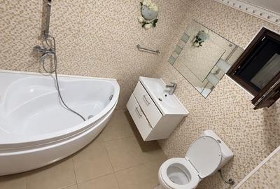 Casă cu 4 camere în Andronache