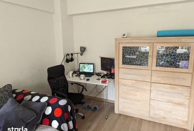Apartament cu 2 camere decomandat în Andrei Mureșanu