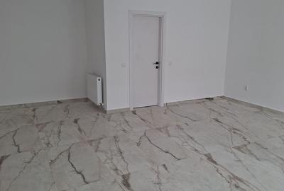 Spațiu comercial, de 65 mp, în Central